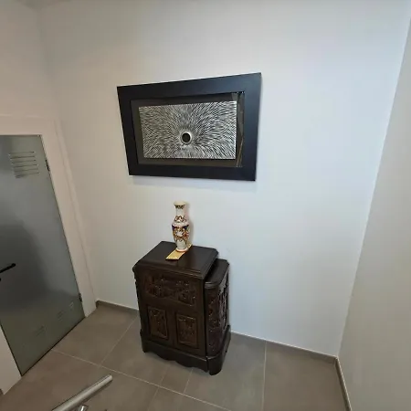 Luxe Vue Piscine 3 Ch