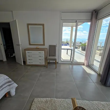Vila Luxe Vue Piscine 3 Ch *